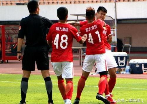 球员直播爆料最新消息视频,最新赛事幕后花絮大曝光!